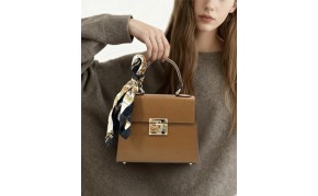Bella Mini Tote small leather handbag