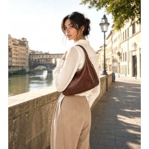 Leonia Sac Hobo Demi-Lune en Cuir Teint à la Main