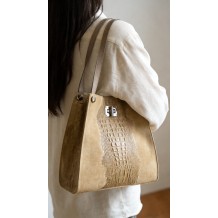 CARRY IT Italian Cow Leather Tote Bag