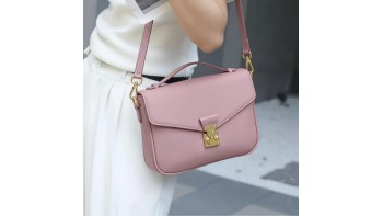 Venezia Structured Leather Crossbody Bag