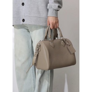 Erminia GM cow leather handbag