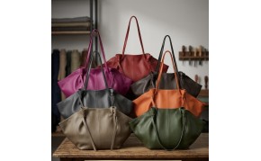 Artemide Leather Tote Bag in Cow Leather