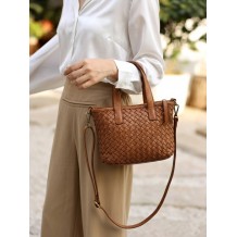 Tessia Borsa Tote Intrecciata a Mano in Pelle Lavata