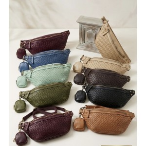 Nissim Bolso Sling Trenzado de Piel Nissim Bolso Sling Trenzado de Piel
